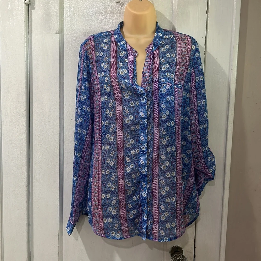 Kut from the Kloth Blue and Pink Button Down Shirt - Picture 2 of 8
